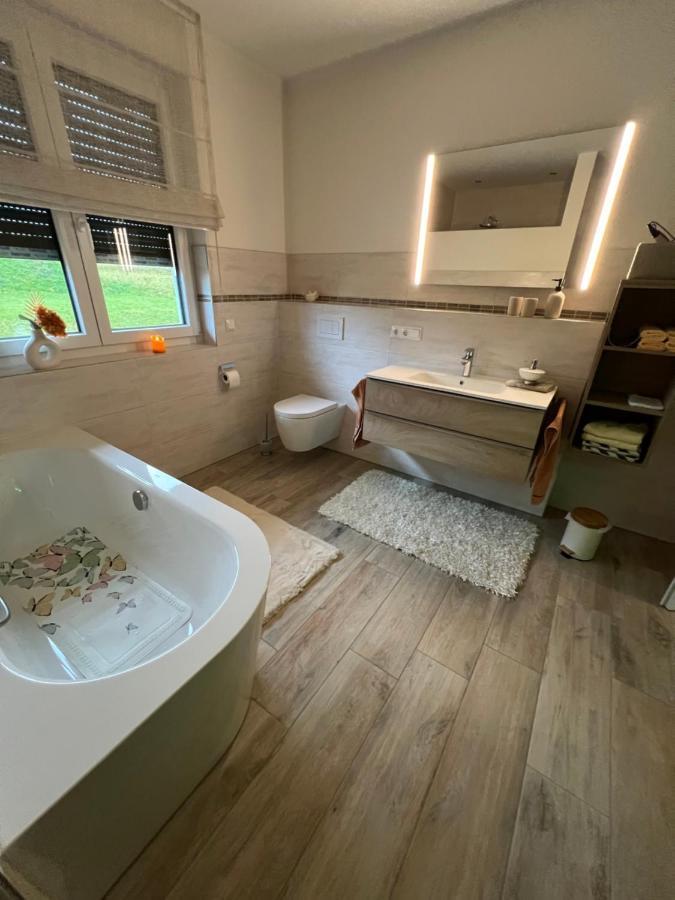 Ferienhaus Im Wiesental Nideggen Bagian luar foto